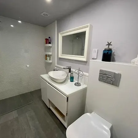 Hotel Aphrodite Beachfront Official 3*