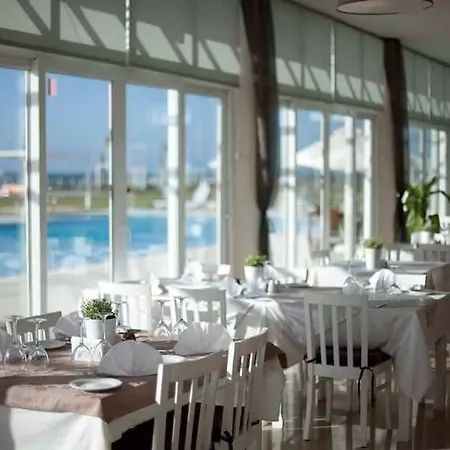 Hotel Aphrodite Beachfront Official