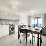 Hotel Aphrodite Beachfront Official 3*