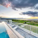 Hotel Aphrodite Beachfront Official
