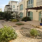Aphrodite Beachfront Official Hotel