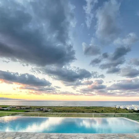 Aphrodite Beachfront Official 3*
