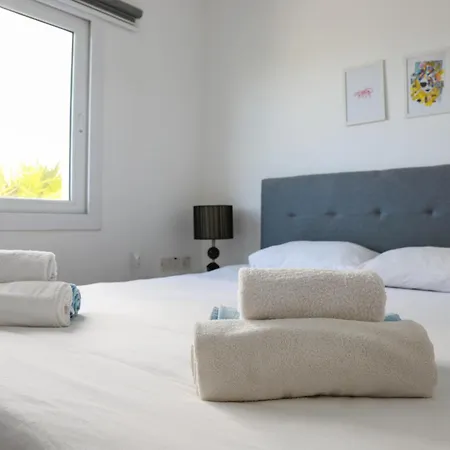Aphrodite Beachfront Official 3* Ghaziveran