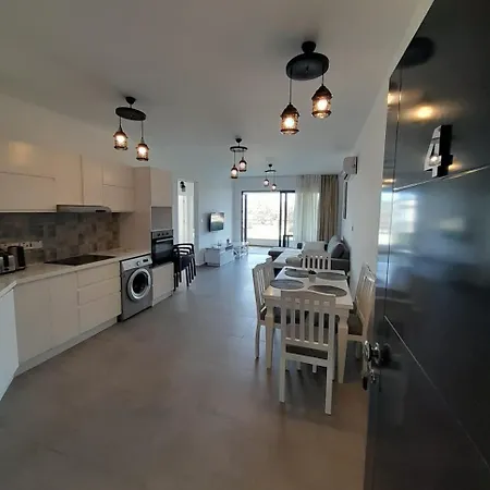 Aphrodite Beachfront Official Hotel 3*