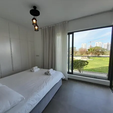 Aphrodite Beachfront Official 호텔 Ghaziveran