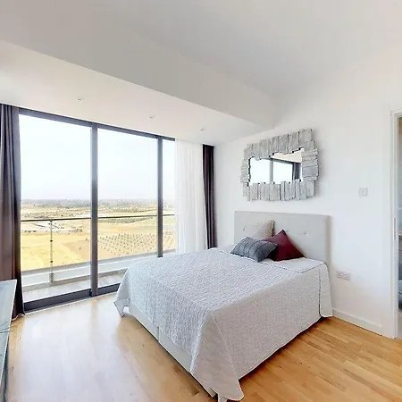 호텔 Aphrodite Beachfront Official 3*