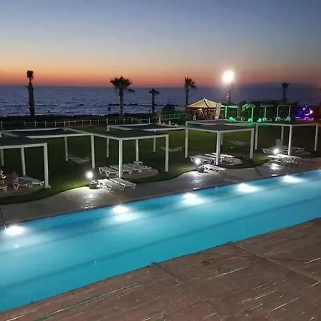 Aphrodite Beachfront Official Hotell