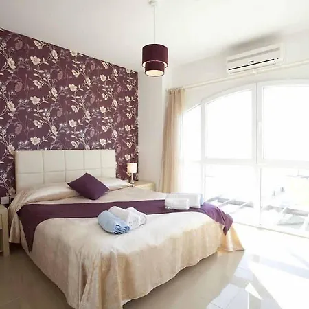 Aphrodite Beachfront Official מלון Ghaziveran