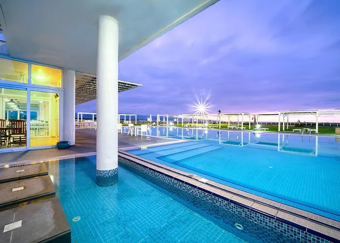 Hotel Aphrodite Beachfront Official 3*