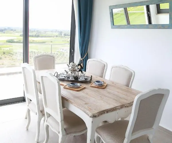 Aphrodite Beachfront Official 3* Ghaziveran