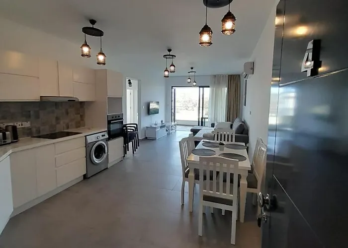 Aphrodite Beachfront Official Hotel 3*