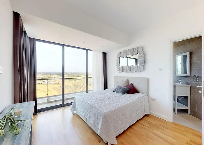 Hotel Aphrodite Beachfront Official 3*