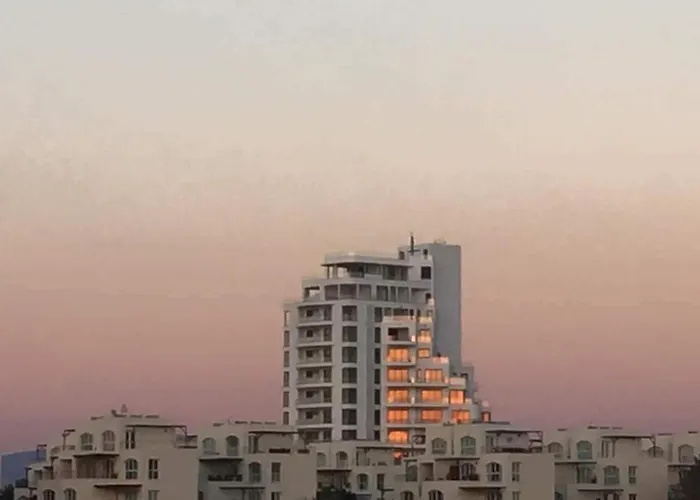 Hotel Aphrodite Beachfront Official 3*